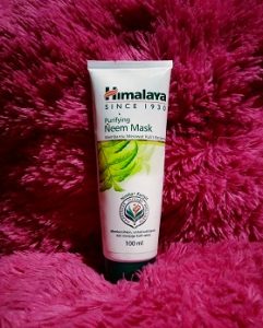 Tips menghilangkan jerawat dengan Himalaya Puriying Neem Mask