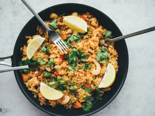 bowl of fried rice